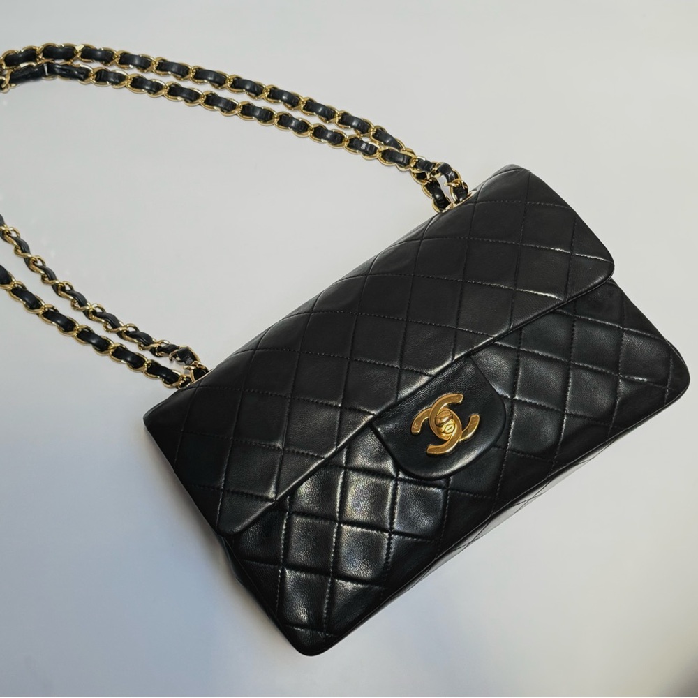 CHANEL CLASSIC DOUBLE FLAP BAG VINTAGE 1988 SMALL Black 24K Gold